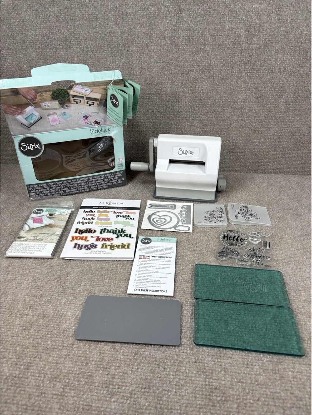 Sizzix Sidekick Manual Die Cutting Embossing Machine 661770 w/ Starter Kit Extra